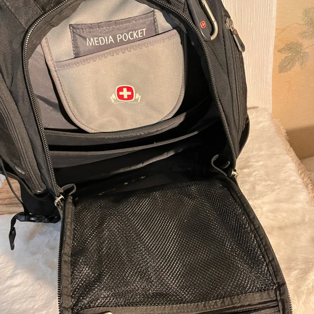 Wenger SwissGear ScanSmart Laptop Backpack 🎒